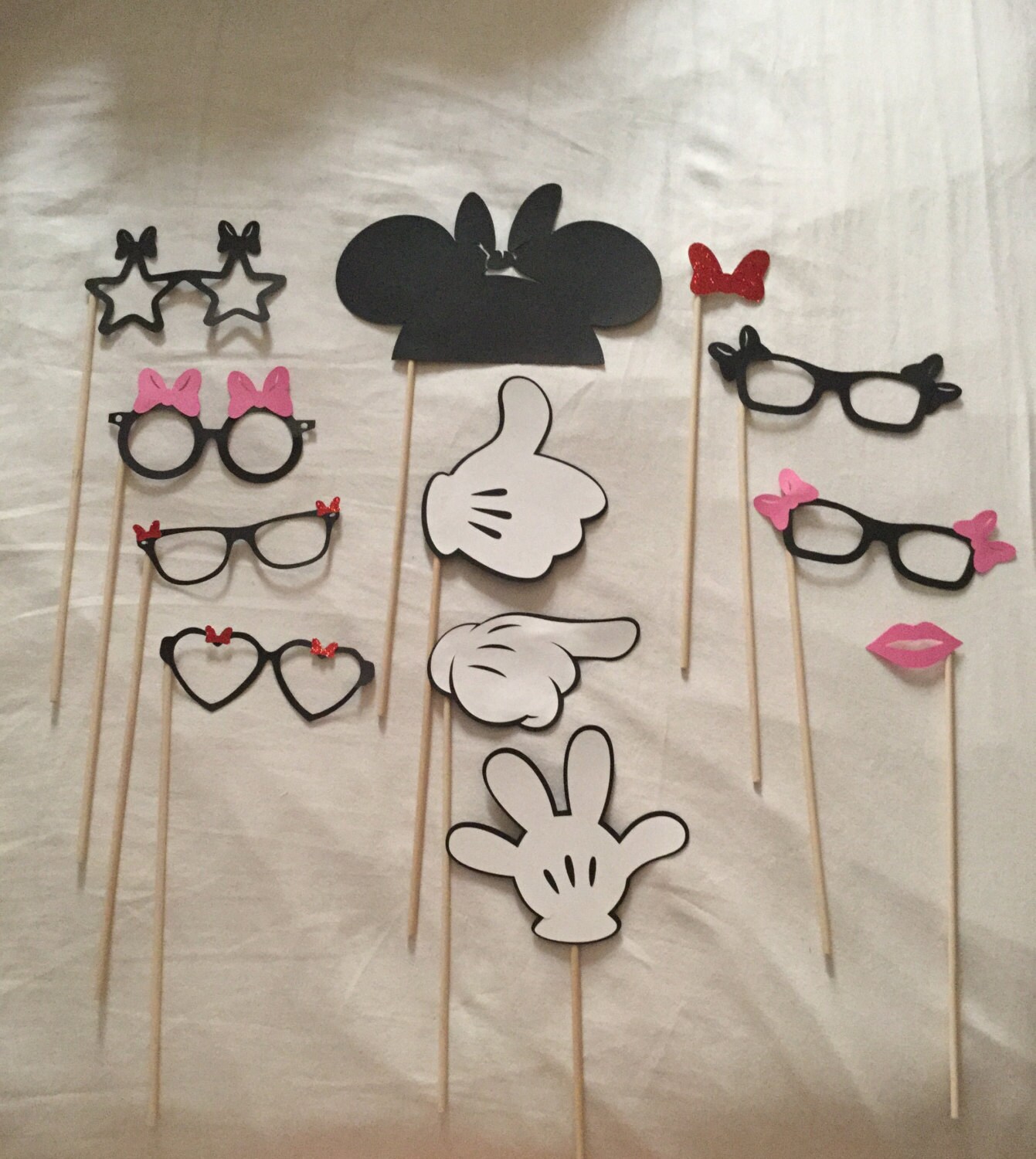 Minnie Mouse photo booth props