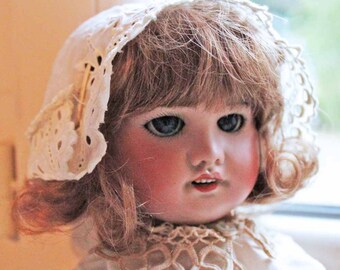 Ancienne poupée tête porcelaine taille bleuette 27 cm tête Verlingue Liane