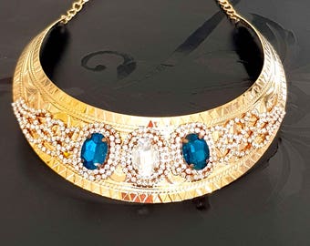 Medieval inspired bib necklace