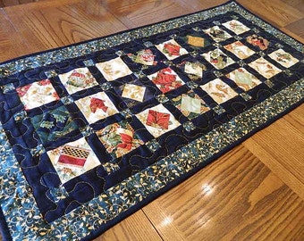 Table Runner Christmas Holiday Flourish