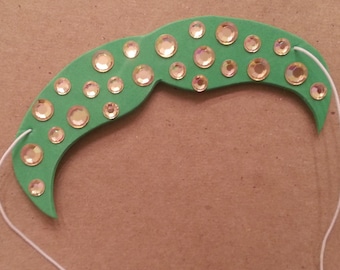 Máscara de bigote verde con diamantes de imitación oro, bigote marzo bigote máscaras, cotillón, verde bigote, bigote rosa, bigote azul