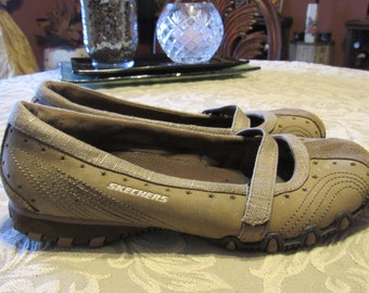 Super Comfy Genuine Suede Tan Mary Jane Sneakers - Size 7M