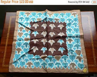 ON SALE Vintage Tammis Keefe Linen Hankie Leaves / New With Tag / Foil Tag