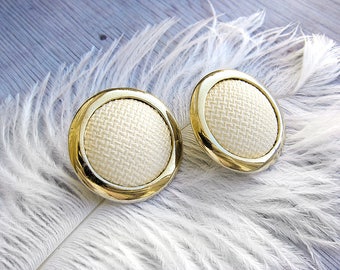 Sarah Coventry earrings Sarah Cov clip on earrings Vintage disk earrings Beige earrings Plastic earrings 1980s' jewelry Dynasty style