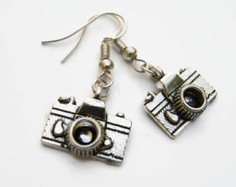 Camera Earrings, Photographer Earrings, Photography Earrings, Personalized Birthstone Jewelry, Photo Gift Jewelry, Camera Lens Charm