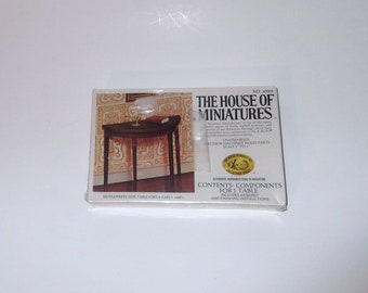 Dollhouse Miniature Side Table The House of Miniatures no 40004 Vintage Kit Sealed
