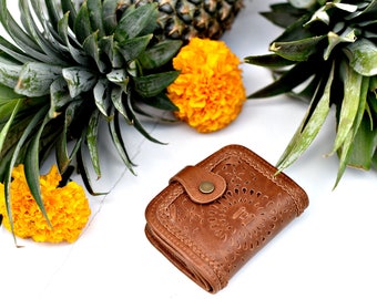 STARDUST. Small wallet / leather bi-fold wallet / bifold leather wallet / leather bifold wallet / boho wallet. Available in other colors