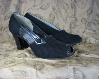 1930s Hand Sewn Black Suede/ Leather Trim Peep Toe Heels size 7 to 7 1/2
