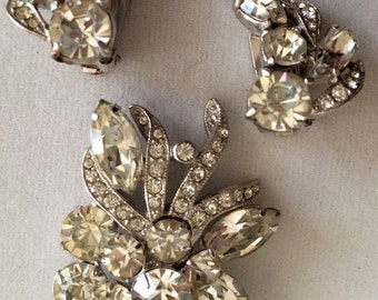 SALE! Vintage Eisenberg Ice Jewelry Rhinestone Set Brooch Earrings Set wedding holiday