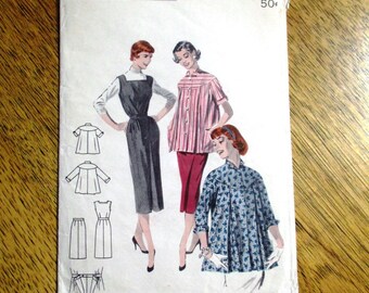 Mid Century Modern 1950s Maternity Blouse / Yoked Top & Expandable Pencil Skirt - Size 13 (Bust 31") - VINTAGE Sewing Pattern Butterick 7526