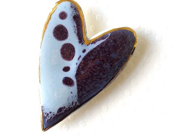 SALE! Porcelain Heart Brooch. Light Blue. Purple. Ceramic. Pale Blue. Periwinkle. Alice Blue. Violet. Clay. Large Pin. 22K Gold Edge. Love