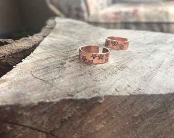 Copper toe ring // Stamped star pattern // Adjustable // Made to order