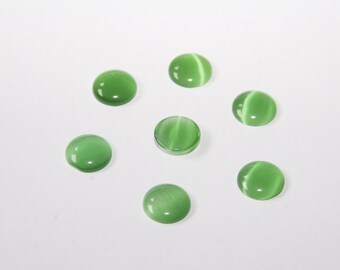 10 Piece 12mm CatEye cabochons green C022