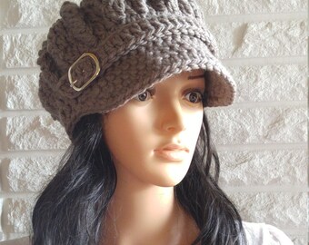 Women's chunky crochet newsboy hat, brown pageboy, beanie with brim, women's accessories, gifts, fall, winter, and spring fashion