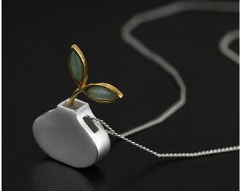 Platinum 925 sterling silver Aventurine vase chain