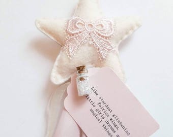 The “Vintage Pink Bow” Fairy Wand