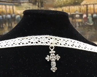 Metal Cross Pendant Choker