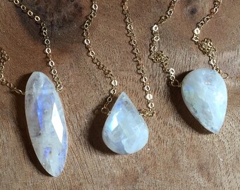 Moonstone Necklace - Silver Moonstone Necklace - Gold Moonstone Necklace -Moonstone Jewelry - Crystal Necklace - June Birthstone Necklace
