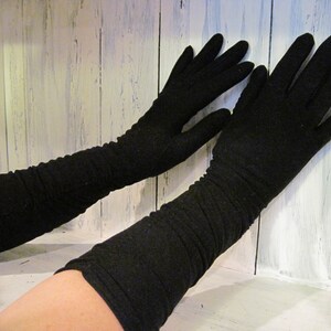 Vintage black color gloves, ladies long gloves, black long gloves, Gatsby design,small size ,ladies long black evening gloves