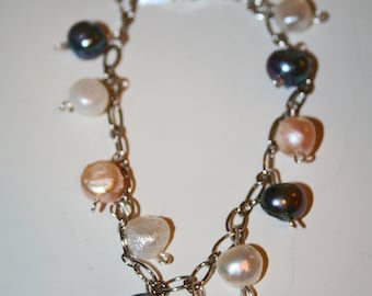 Freshwater pearl bracelet