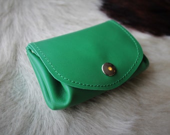 Green leather wallet. leather wallet. Green wallet (18/4)