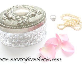 Vintage "Mi Mi" Trinket Box, Vanity Decor, Gifts for Her, Grandmother Gift Inspiration, Art Nouveau Inspired