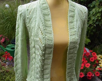 Verschlusslose bright green Cardigan, size 36-38 (S-M).
