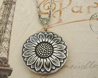Silver Sunflower Locket Necklace Birthday Gift Mother Wedding Bride Bridesmaid Wife Sister Daughter Anniversary Gift Photo Pictures - Cami