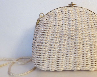 Vtg Wicker Handbag with Gold Tone Trim