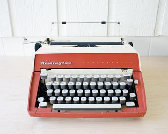 Remington Suburbanite Working Portable Manual Typewriter
