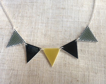 Geometric necklace - Bunting necklace - Monochrome necklace - Black and gold - Triangle necklace - Chevron pattern
