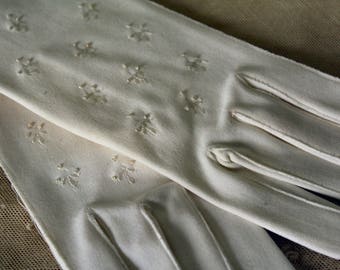 Dainty White Small Vintage Gloves
