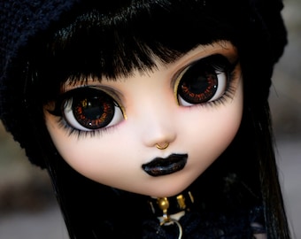 CF by sutured ooak custom Pullip