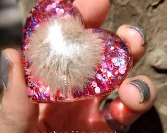 SALE Urban Wishes - Oh L'amour - Dandelion to hold