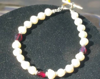 Pearl and Garnet Bracelet