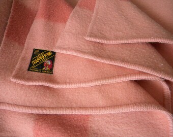 Vintage TRAPPER POINT 4 Point 100% Wool Blanket Salmon Long Double/Queen