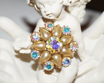 50's 60's Brooch Aurora Borealis Pearls