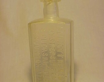 RARE c1890s Elliott Remedy Co. Dyspepsia Remedy 8 Pleasant Place Brockton, Mass. , clear Glass Cork Top Medicine Bottle