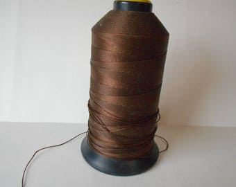 Carpet thread, brown , VINTAGE polyester, 8 ounces