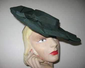 1940's Forest Green Wool Felt Wide Brim Tilt Hat!