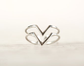 Stackable Ring Double Arrow Wire Ring Sterling Silver Adjustable Ring Wrap Ring Boho Jewelry - FRI008SSS
