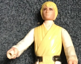 Vintage Luke skywalker Star Wars action figure from 1977