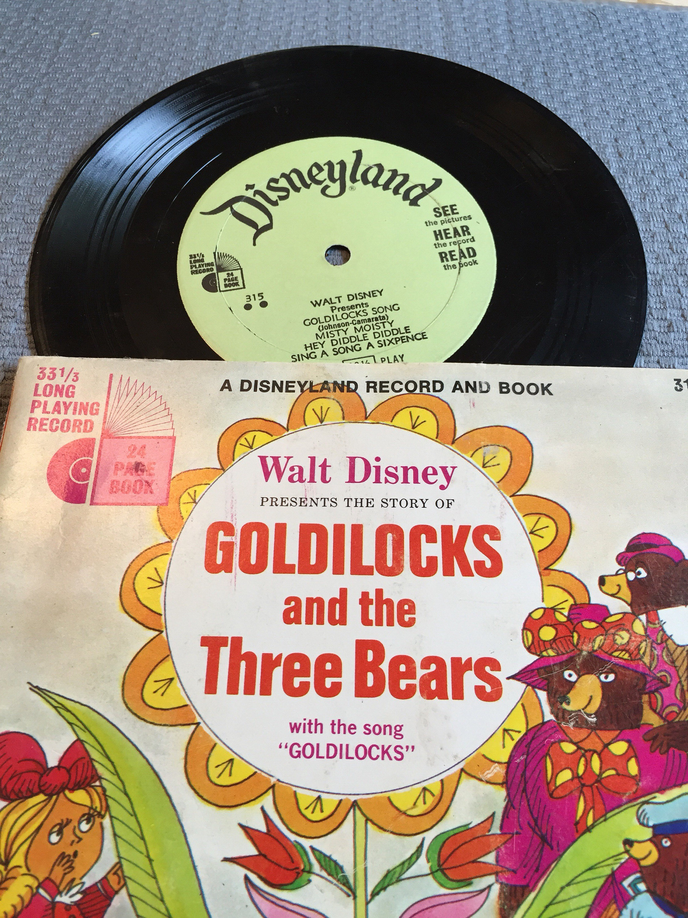 Walt Disney Goldilocks and the Three Bears Book and Record