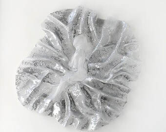 Contemporary metal wall art, Abstract female sculpture, Interior design, Wire sculpture, Metal sculpture, Decorative art