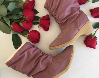 Mauve Snow Boots | 7 sherpa lining pointed toe waterproof rubber wedge heel soles winter ankle boots 80s vintage indie kitsch