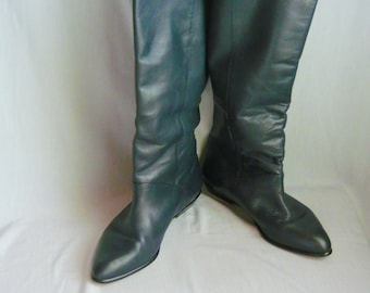 Vintage Blue Pirate Slouch Boots / size 7 M Eur 37 .5 UK 4 .5 / Leather Flat Pixie Cuff Boot / made in Uruguay