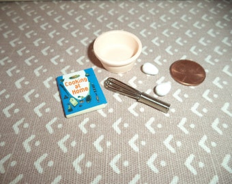 1:12 scale Dollhouse Miniatures Baking set