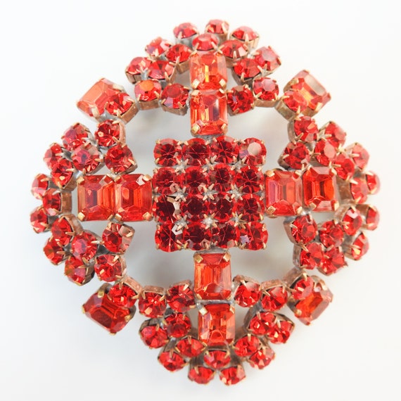 VINTAGE red jeweled BROOCH