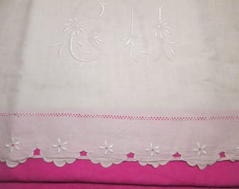 Beautiful scalloped and embroidered, linen Monogram CM sheet