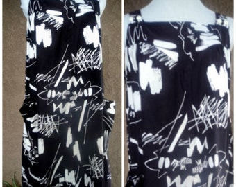Sale Vintage Dress Tent Trapeze Sundress Abstract Black and White Pockets Alice of California Maternity 38 Bust